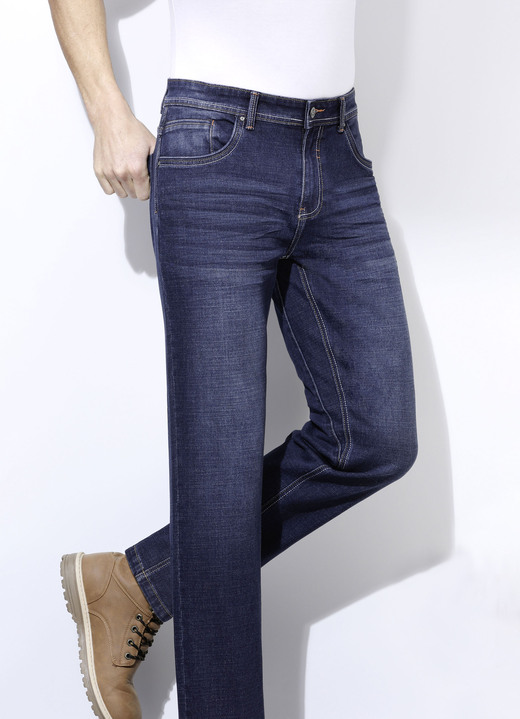 Hosen - Modische Jeans in 3 Farben, in Größe 024 bis 060, in Farbe DUNKELJEANS Ansicht 1